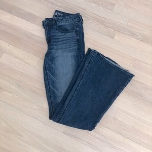 American Eagle flare jean Size 6